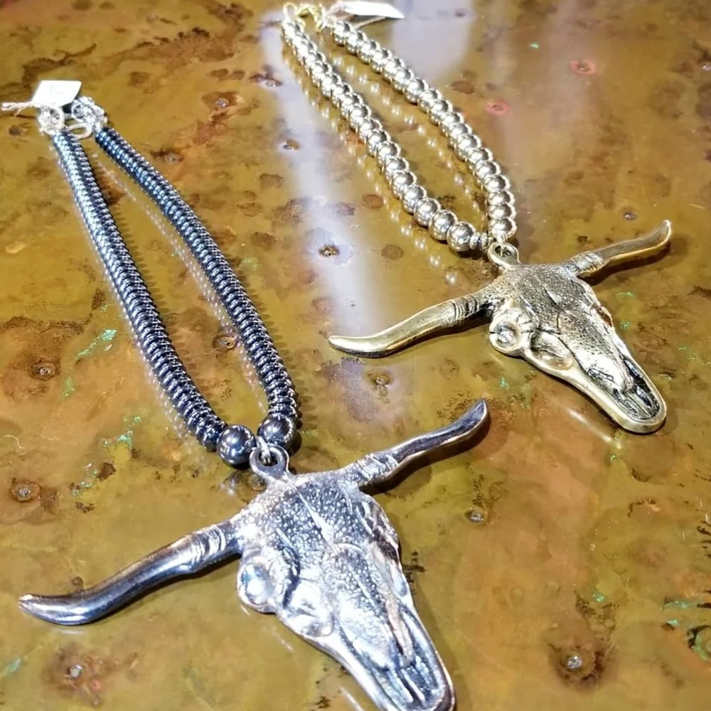 ♉️Taurus the Bull Goldtone Hematite Necklace - Only 1 Available🐂✨️ Handcrafted - Picture 14 of 16